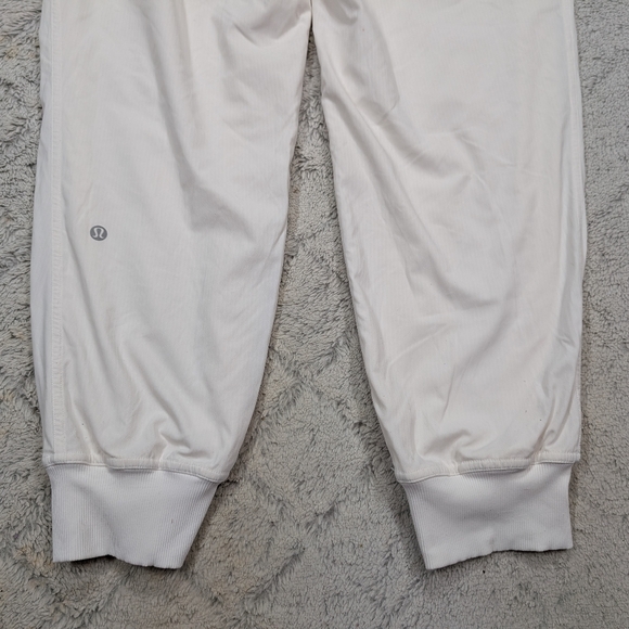 Lululemon Joggers Womens 10 White Dance Studio Mid Rise Lined Casual 28” - Picture 10 of 11